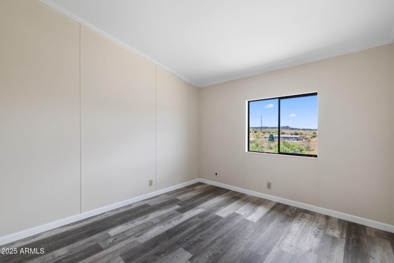 22-Bedroom 2 (1)