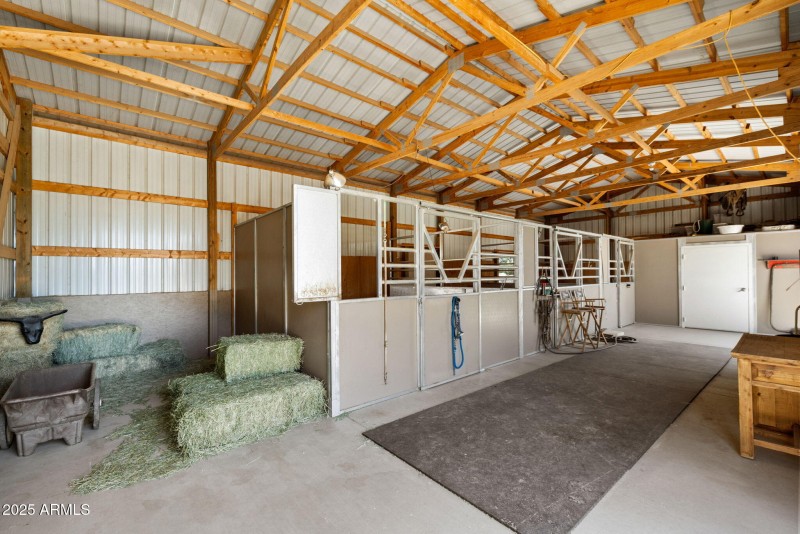 54-Barn (4)