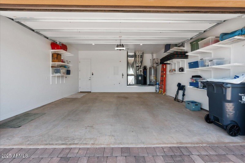 07-Garage