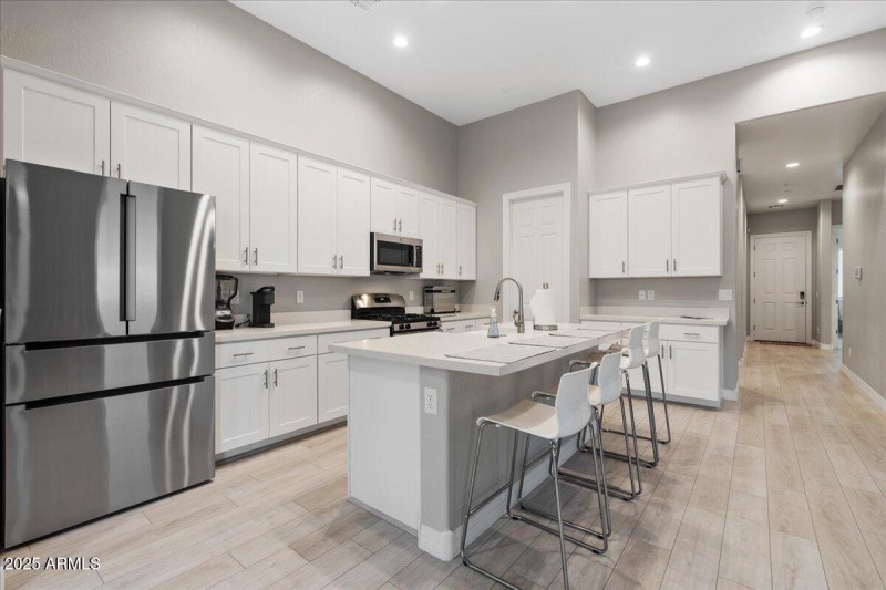12-Kitchen