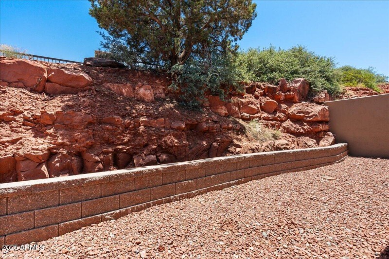 27-Backyard