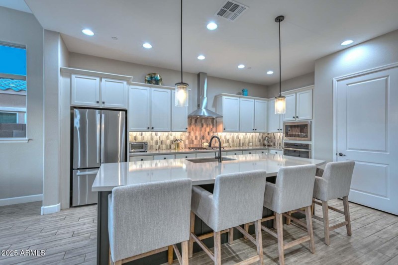 Night-Kitchen