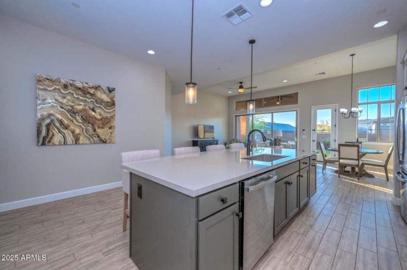 Kitchen-Breakfast Room