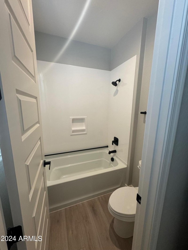 Bath 2 Shower
