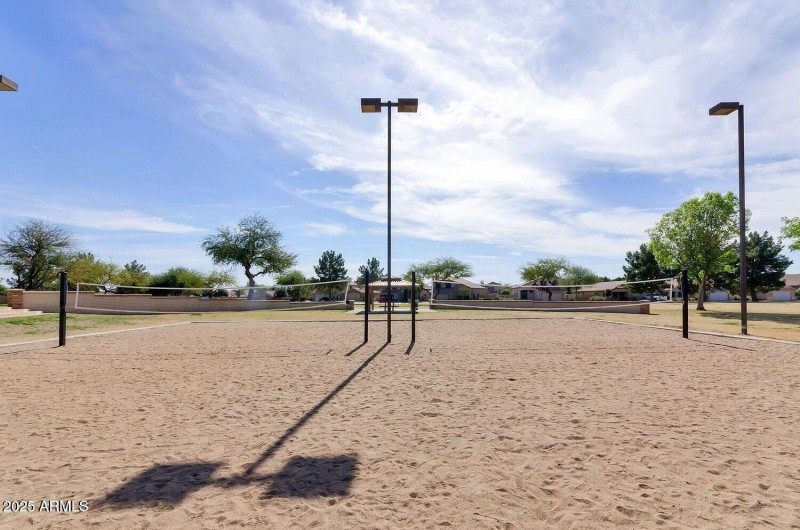 Valleyball Courts