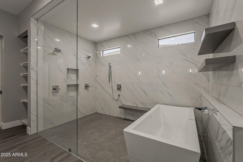 Elegant Soaking Tub