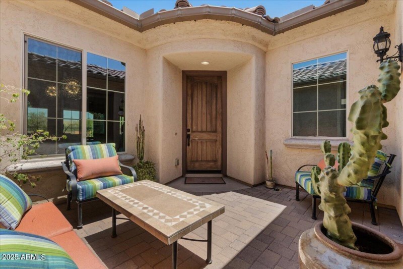 04-Front entry