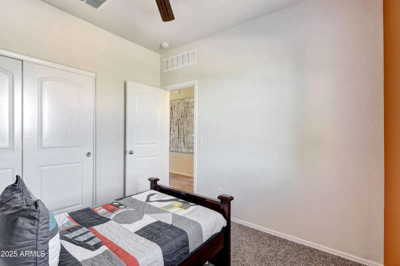Yosemite Room 2 (1)