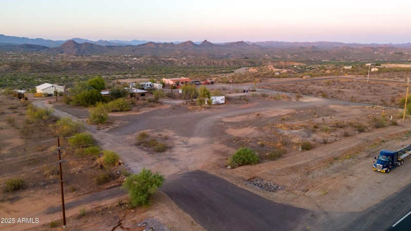 2315 N US 9300013