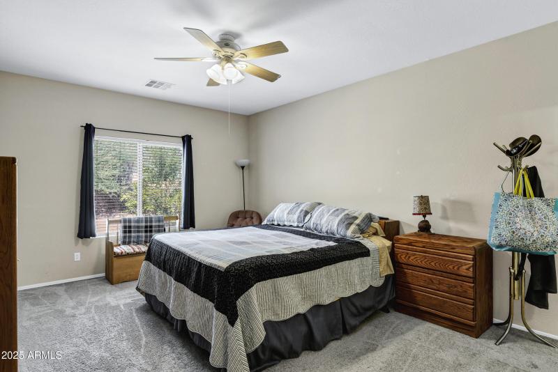 110 E Saddle Way-24