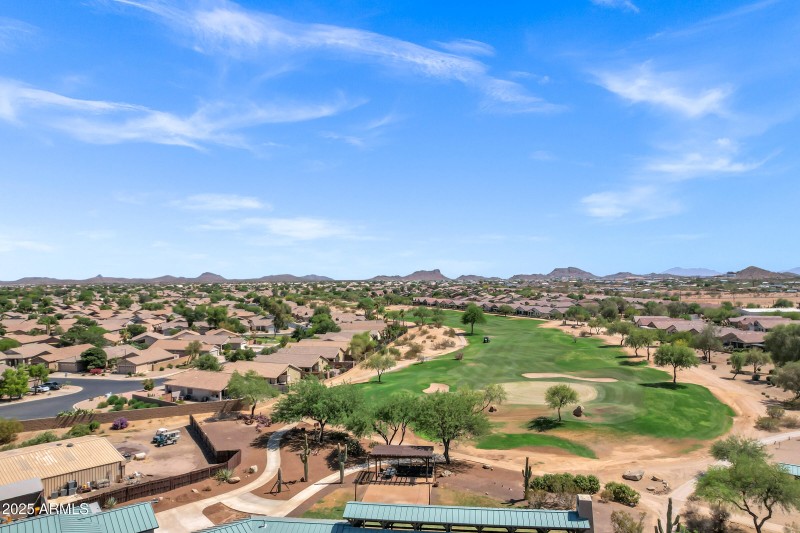 110 E Saddle Way-43