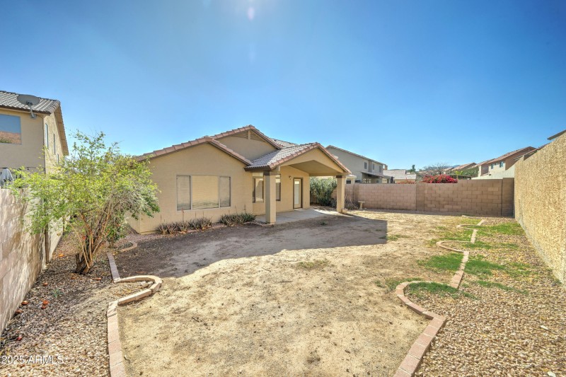4050 E Agave Rd-37