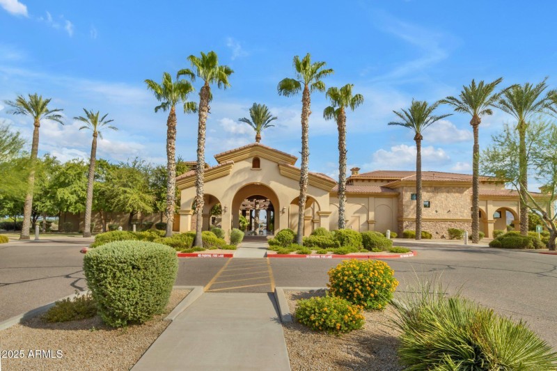 54-web-or-mls-Seville Community 3