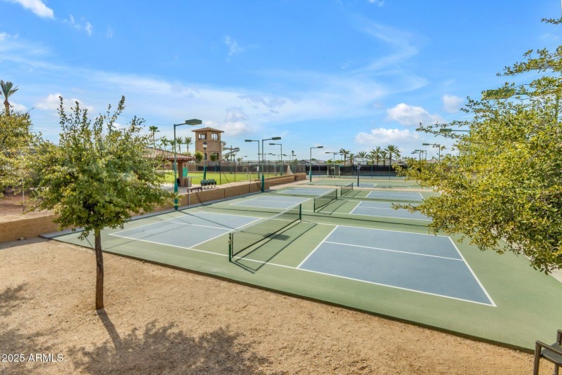 61-web-or-mls-Seville Community 10