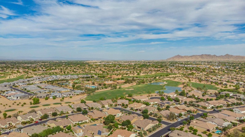 65-web-or-mls-Seville Community 14
