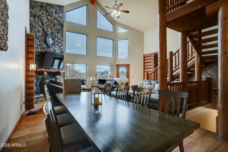 Dining Area 1