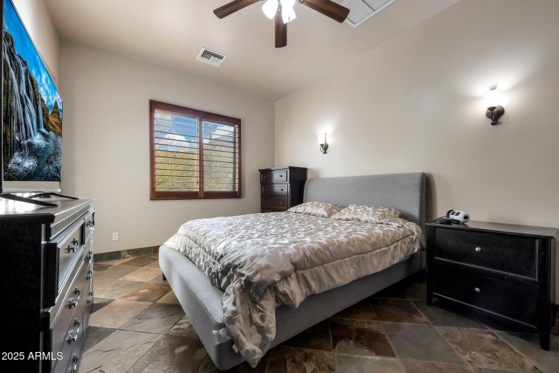 Bedroom #4 (Casita)