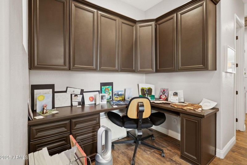31-web-or-mls-3917-e-patrick-ln