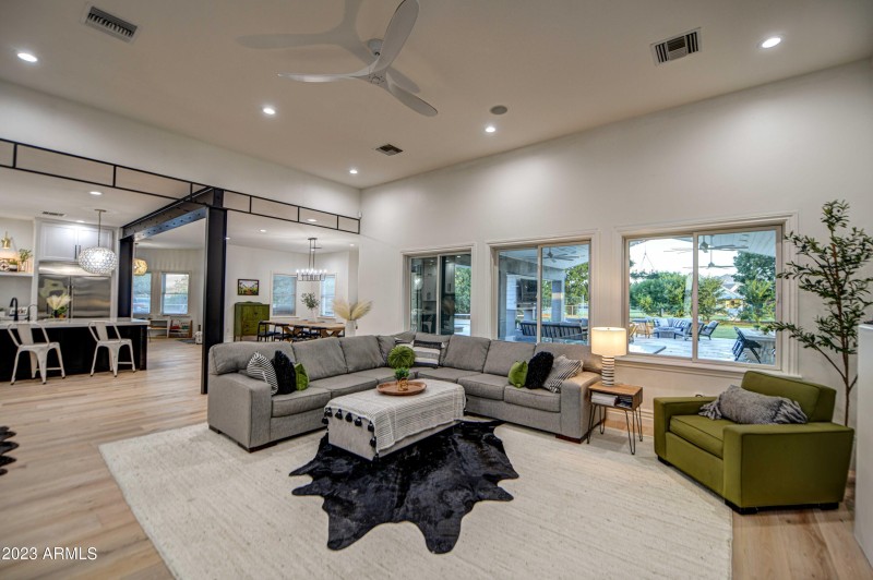 Living Room 4