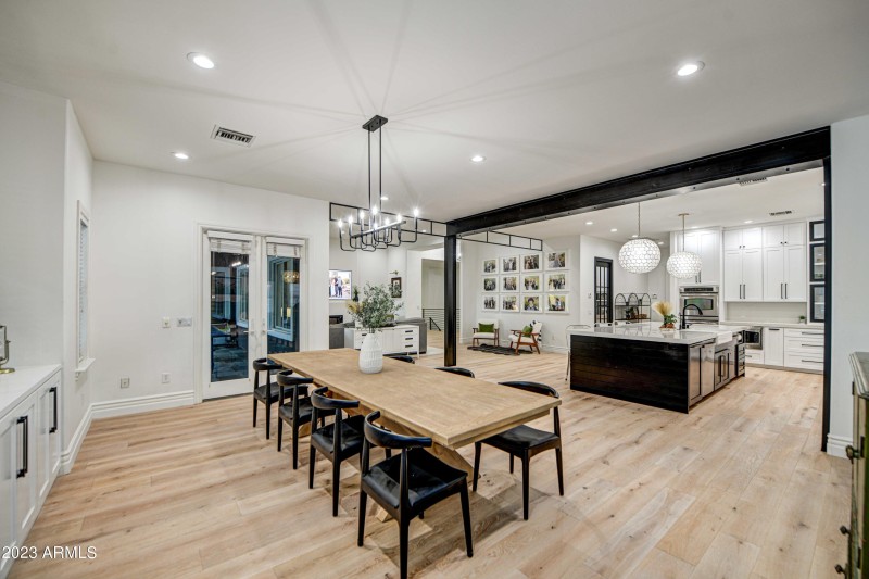 Dining Area 3
