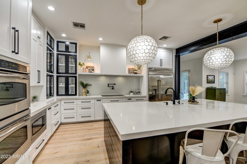 Kitchen 6