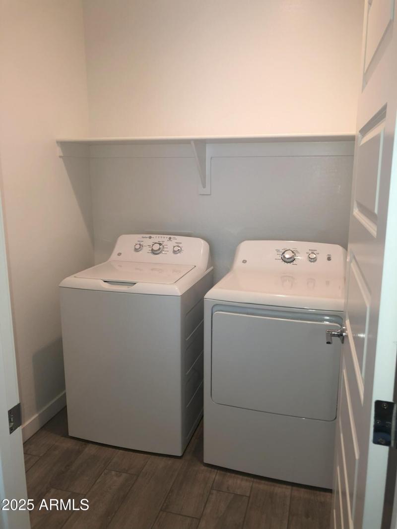 Laundry-scaled