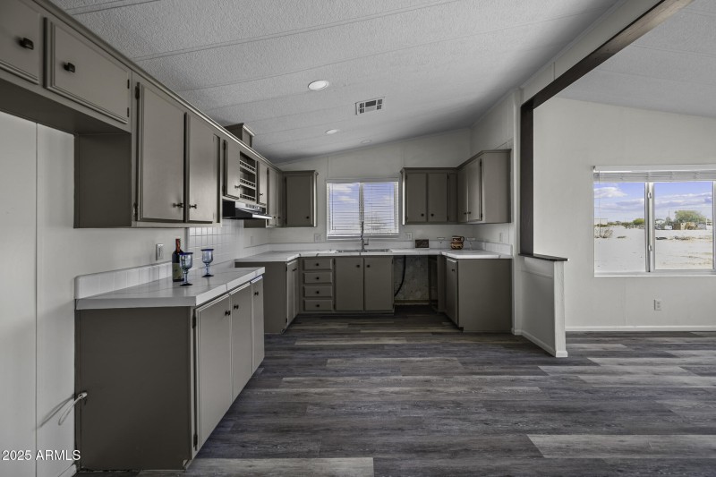 53925WStallionRd-1