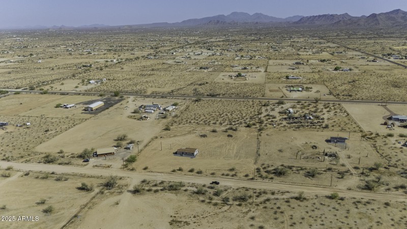53925WStallionRd-14