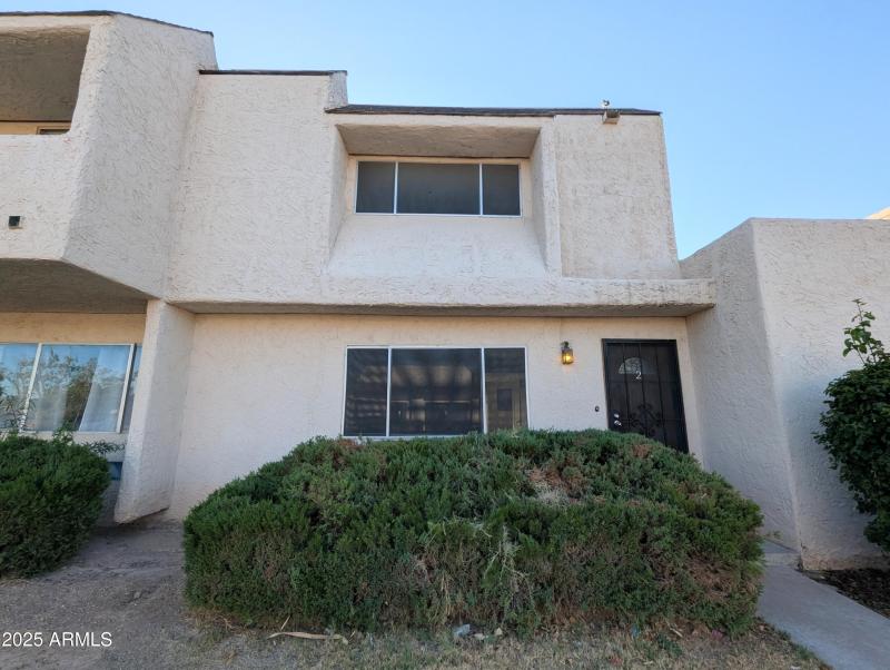 2233 W FARMDALE AVE #2