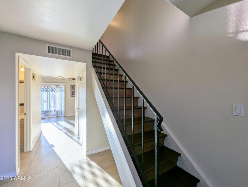 2233 W FARMDALE AVE #2