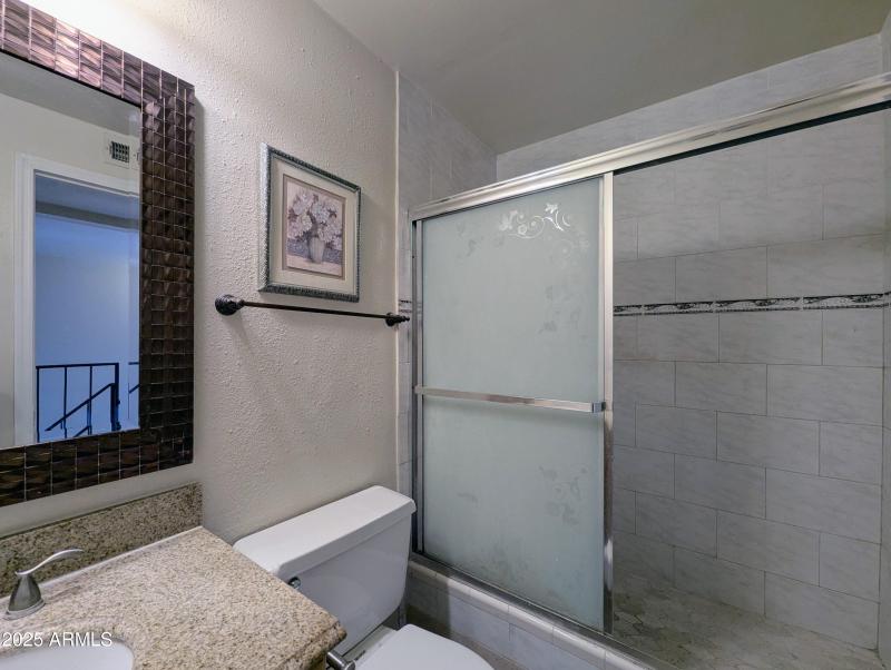 2233 W FARMDALE AVE #2