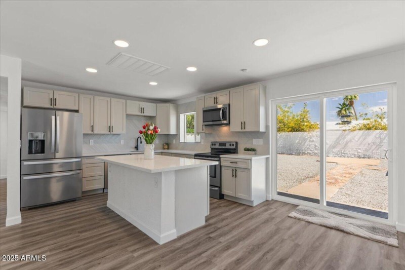 11-Kitchen and Dining