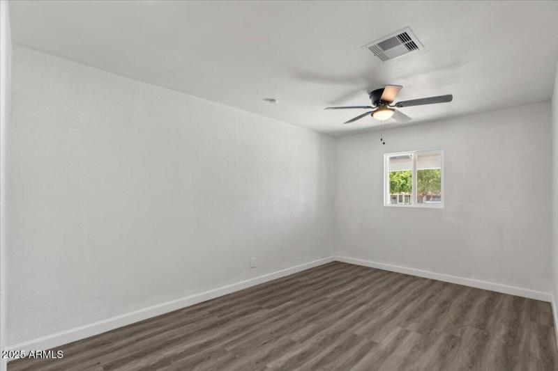 16-Primary bedroom