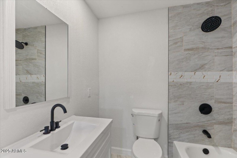 19-Primary bathroom