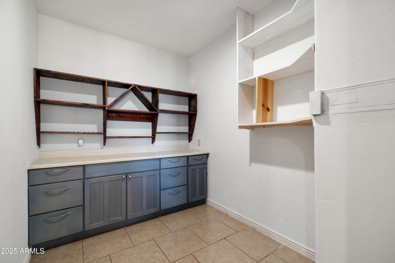 22-Pantry