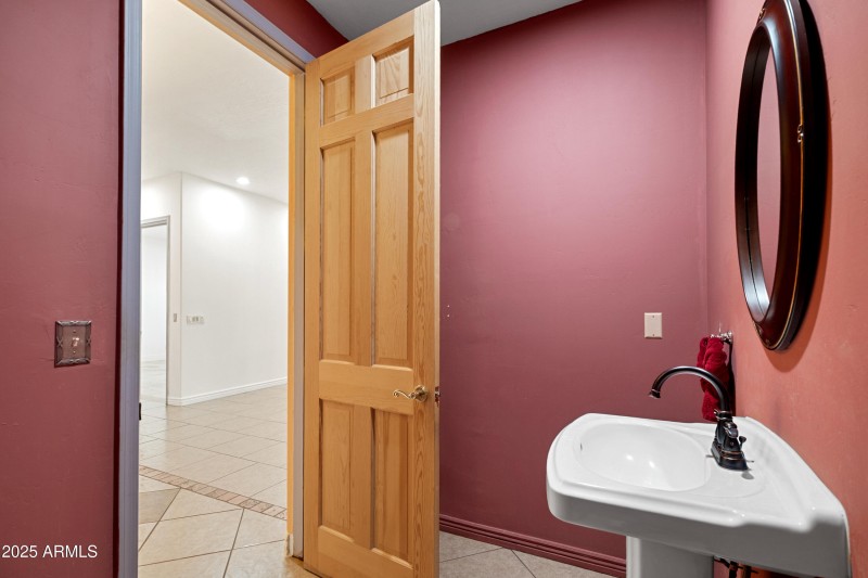 23-Bathroom