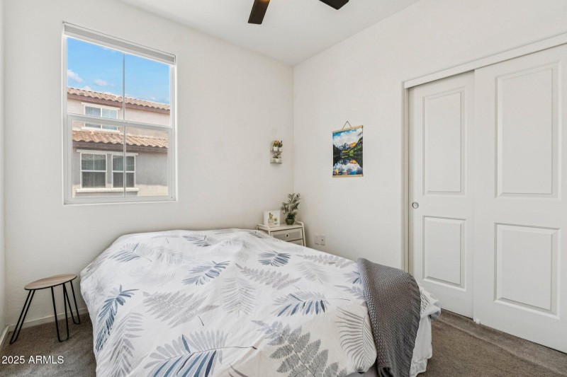 Guest room with big closet