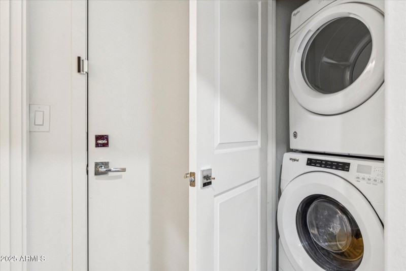 Washer dryer stay