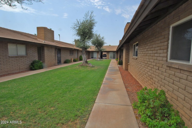 Walkway to home