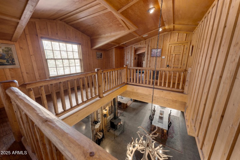 The Lodge Upstairs