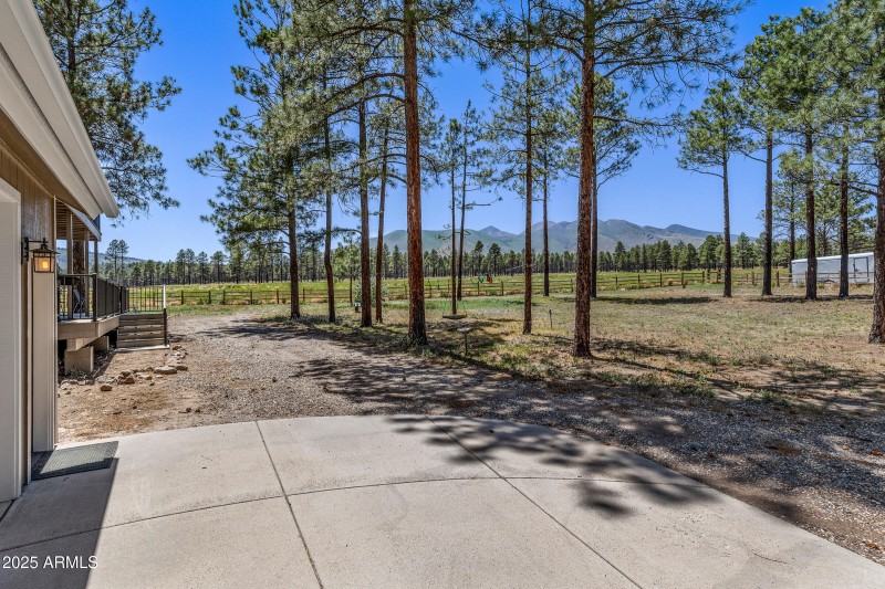 Front acreage