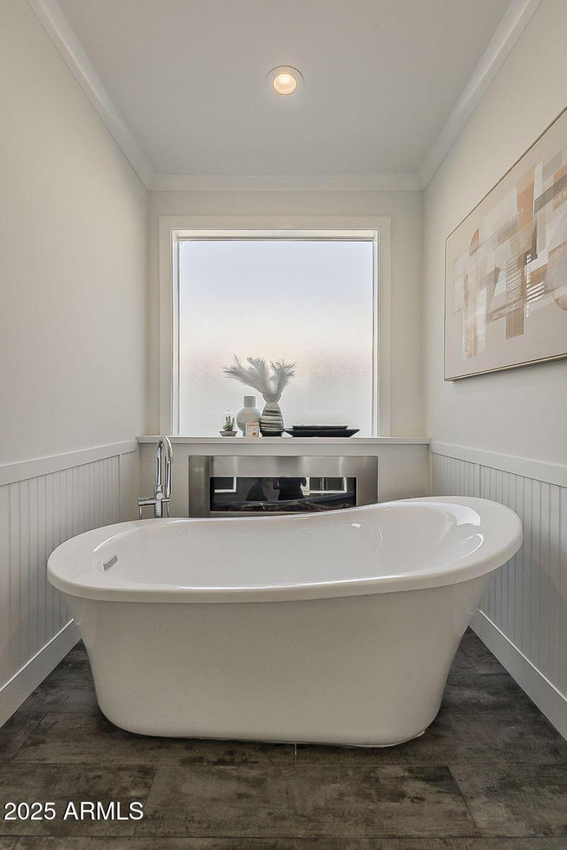 46-web-or-mls-Clarendon-38