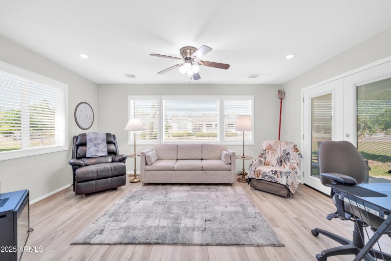 10873 W Clair Dr-16