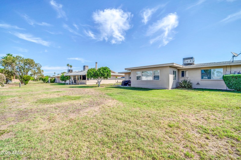 10873 W Clair Dr-31