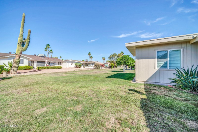 10873 W Clair Dr-32