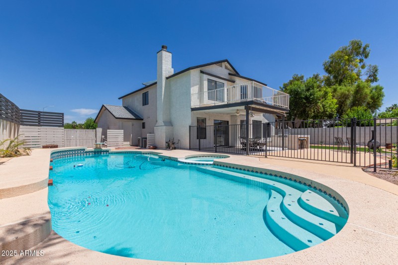 fenced pool