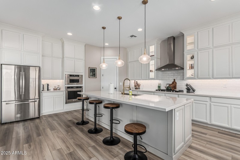 15 Meadowbrook