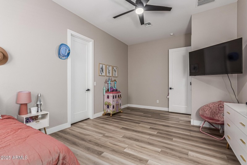 31 Meadowbrook