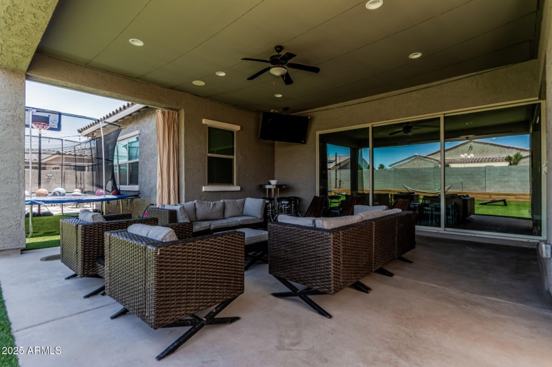 42 Meadowbrook