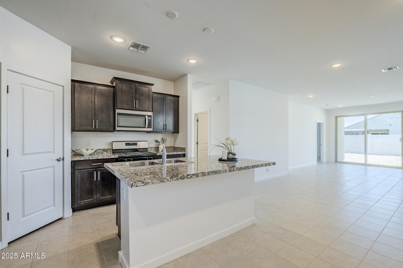 Kitchen/Great room